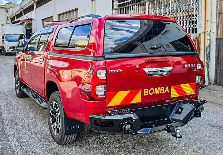 Fiberglass Canopy — S2 | Double Cab | Toyota Hilux